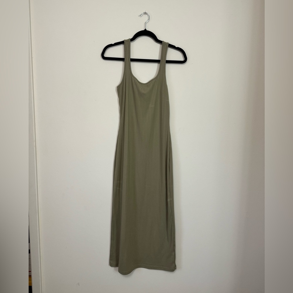 Modo body con olive green dress